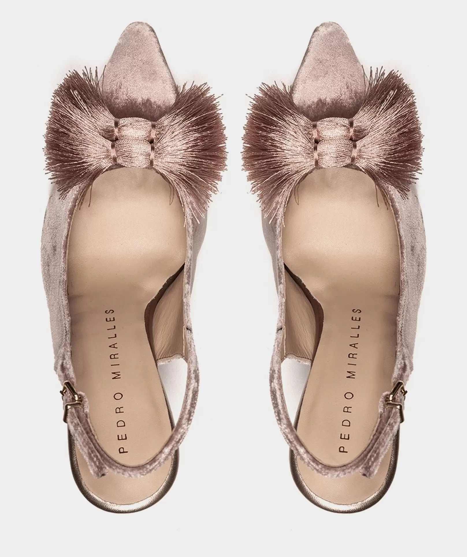 Pedro Miralles Samtabsatze In Der Haarfarbe. Velvet Nude | Schuhe High Heels